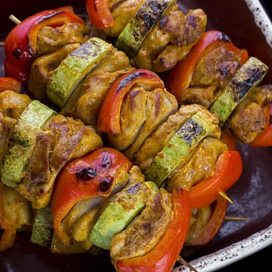 Куриные шашлычки с овощами 6 шт.